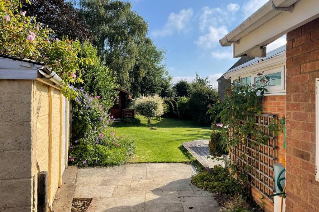 3 Bed Bungalow In Winchcombe, Cotswolds,Gloucester Bagian luar foto